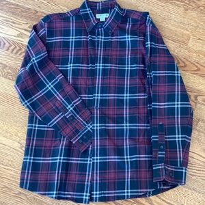 EUC Orvis long sleeve cotton black and red plaid shirt. Size large